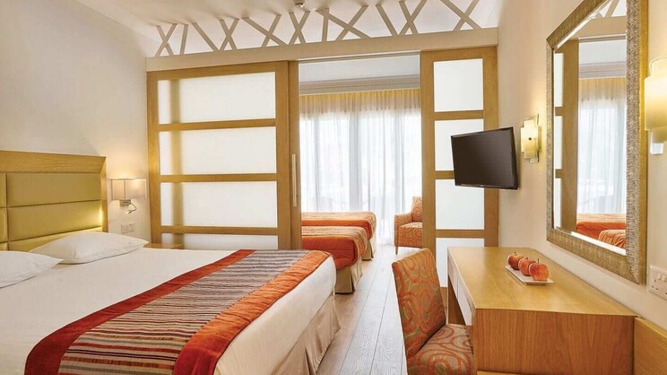 Family Junior Suite, Inland View 